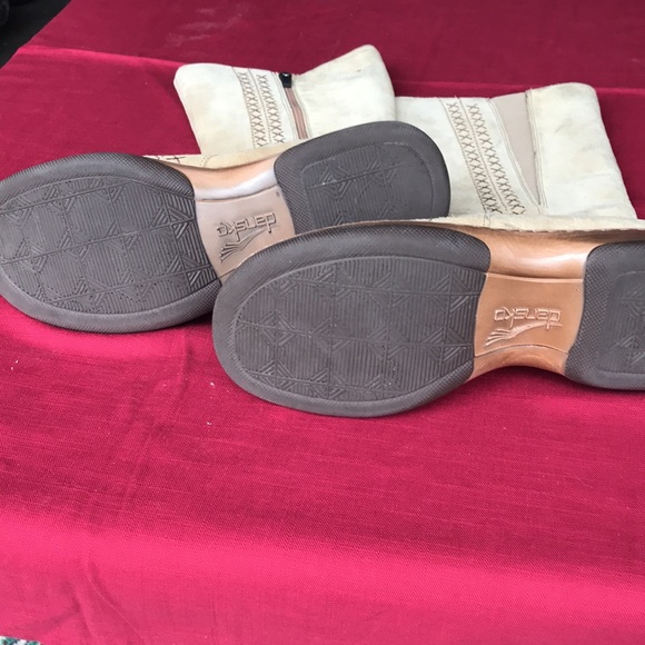 Dansko knee high suede boots with detail 40 EUC - Picture 4 of 5